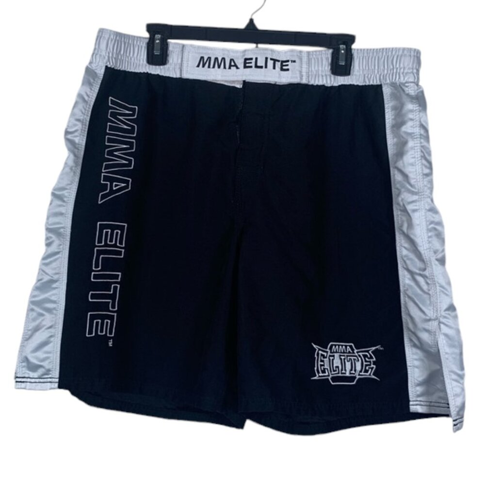 MMA Elite Fighting Shorts Black White Embroidered Logo Size XL GUC #DS-1726